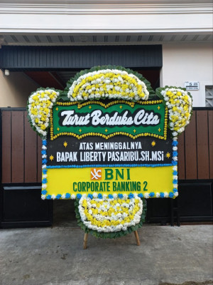 Papan Bunga Duka di Ngrayun