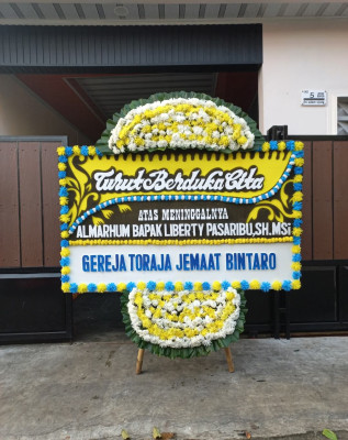 Papan Bunga Duka di Ngrayun