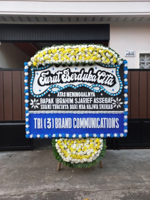 Papan Bunga Duka di Ngrayun